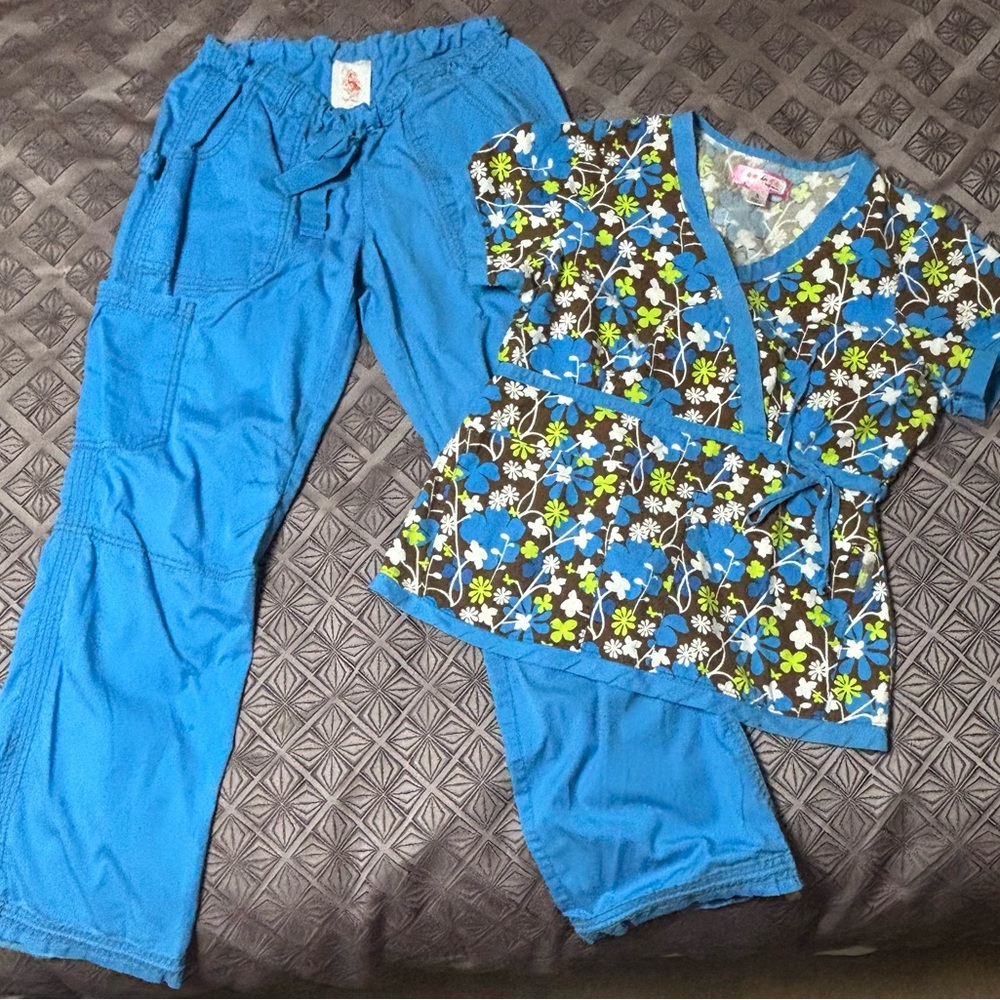 Koi scrub set